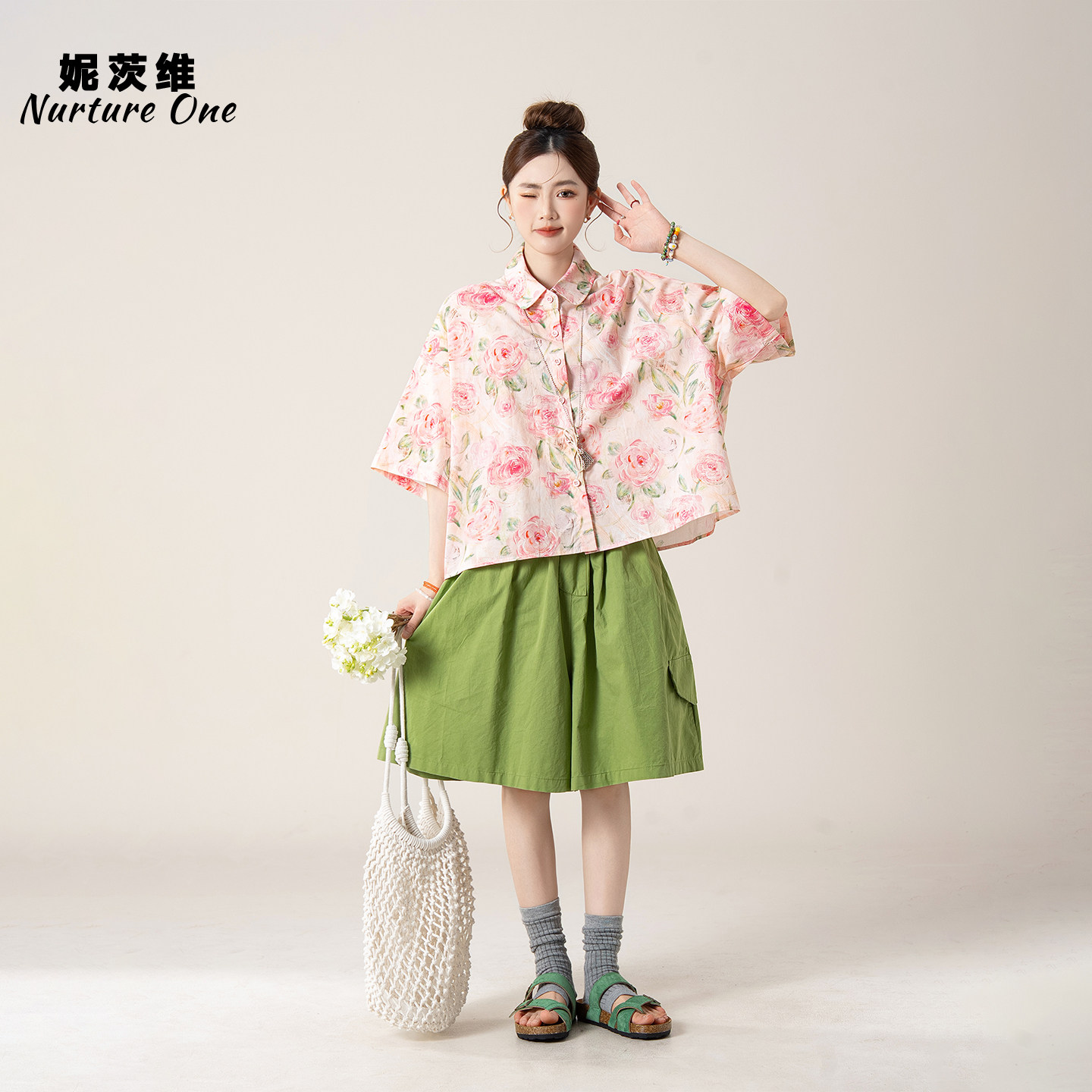 妮茨维【粉调田园】油画风玫瑰印花短袖衬衫氧感出游穿搭短裤套装