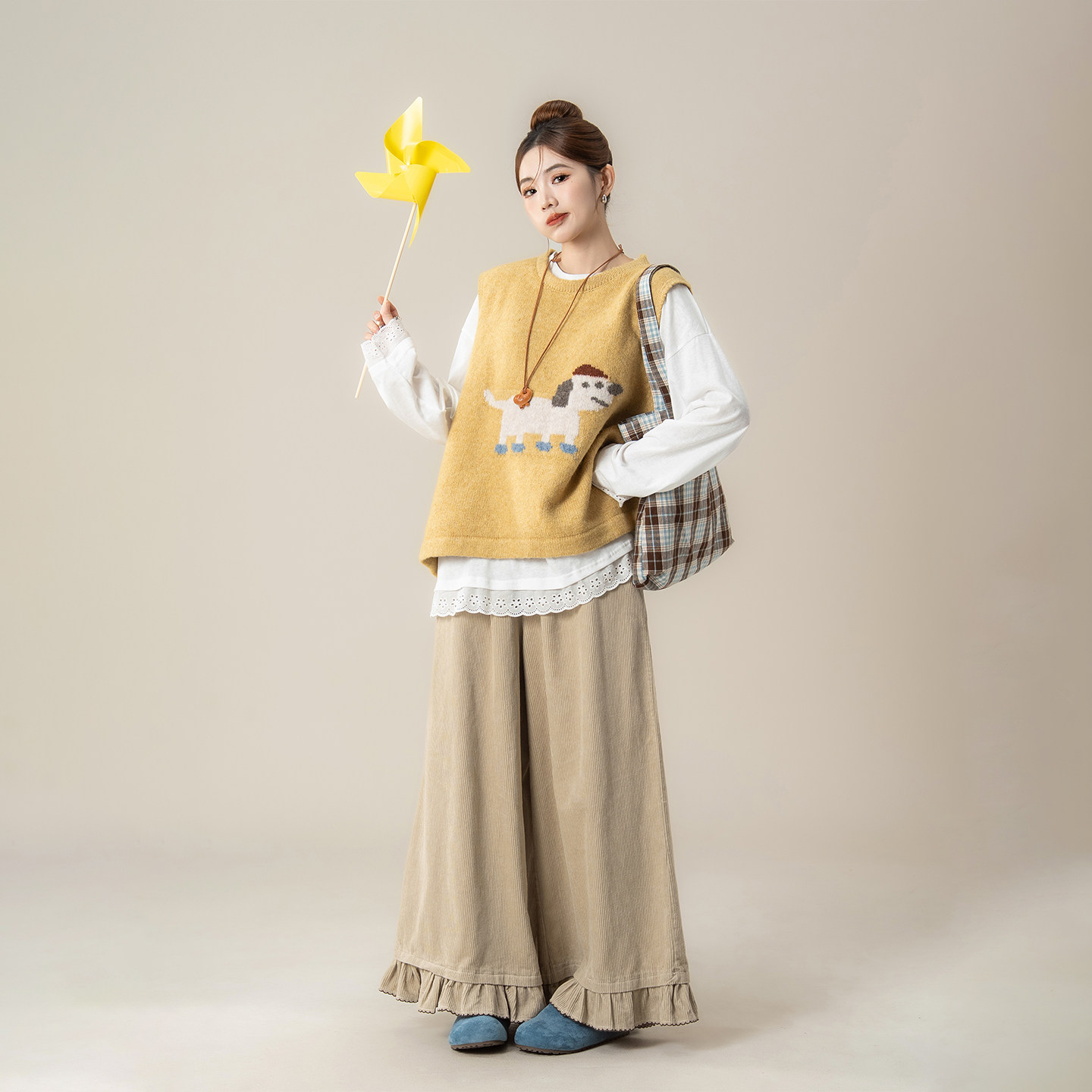 黄色日系复古小狗短针织背心女春秋新款叠穿花边衬衫休闲裤子套装,女装/女士精品,时尚套装,淘宝优惠券,粉丝福利购,淘宝优惠卷