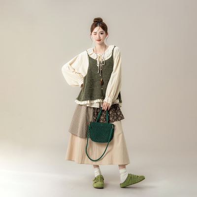 杏色娃娃领衬衫针织马甲半身裙女