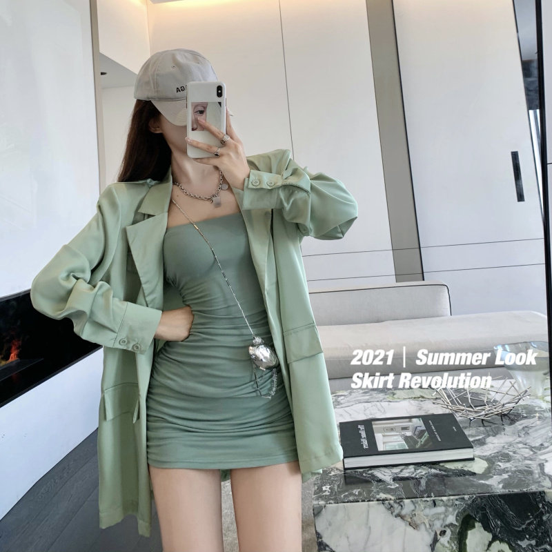 气质包臀连衣裙设计感小众夏季缎面防晒西装外套女薄款甜辣套装裙