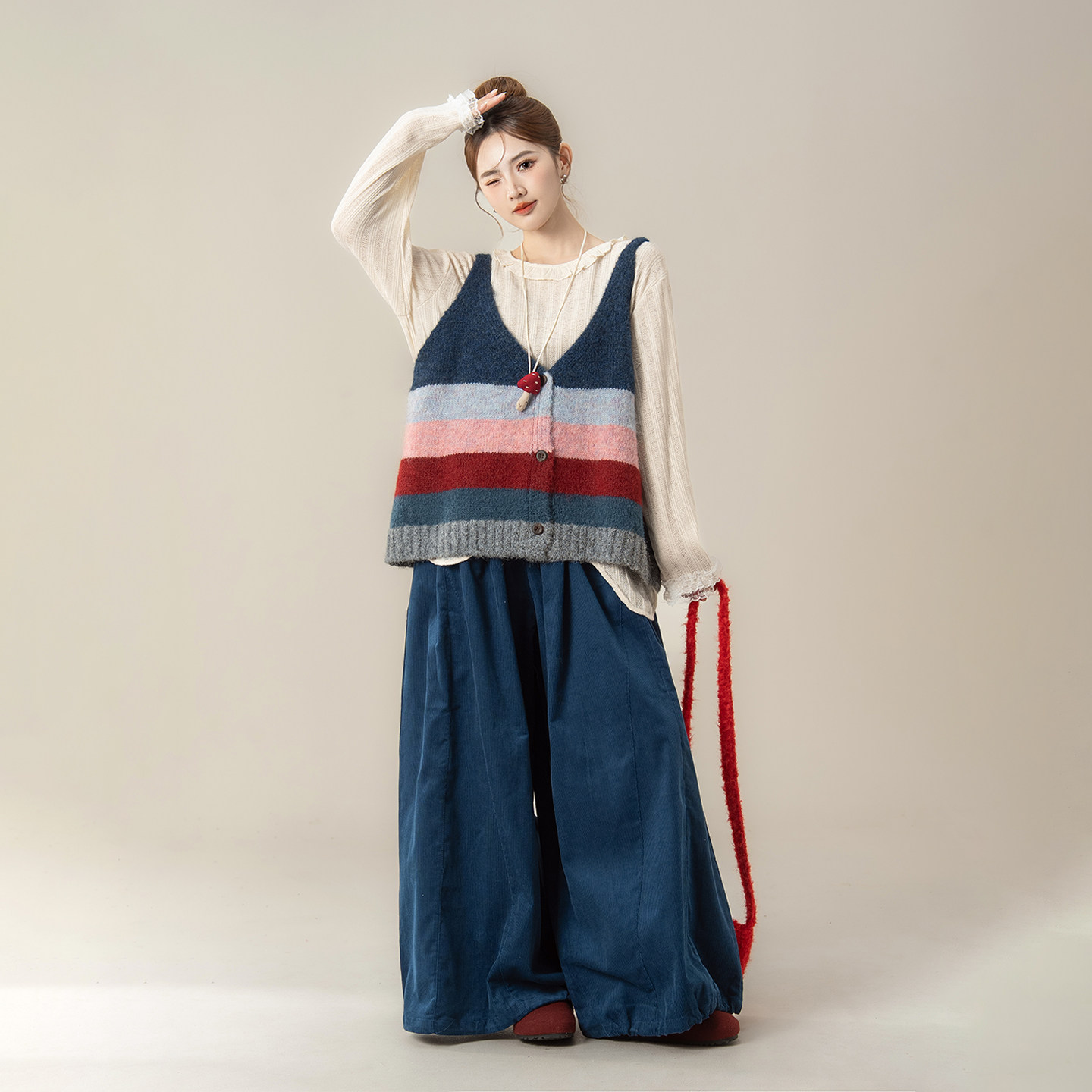 彩虹条纹V领毛衣马甲背心女春秋新款叠穿蕾丝拼接T恤休闲裤子套装,女装/女士精品,时尚套装,淘宝优惠券,粉丝福利购,淘宝优惠卷