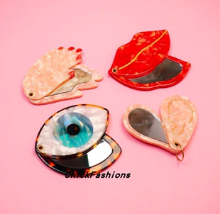 现货法国coucou suzette化妆镜子便携镜旅行可爱蓝眼睛草莓牛油果