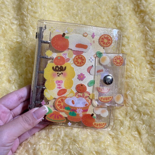 PVC外皮活动本印刷图案娃娃包收纳袋笔袋动漫周边吊饰钥匙扣定制