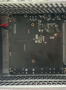 雷电口闪电口TYPEC外接笔记本MXM显卡显卡坞外接OUCLINK盒子MINI