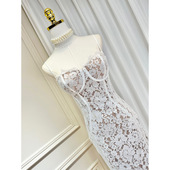 欧美性感吊带白色礼服轻奢小众高端级名媛气质收腰显瘦蕾丝连衣裙