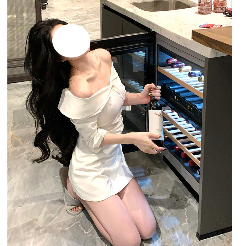 性感一字肩V领连衣裙礼服轻奢小众高端级气质名媛晚宴会收腰衬衫