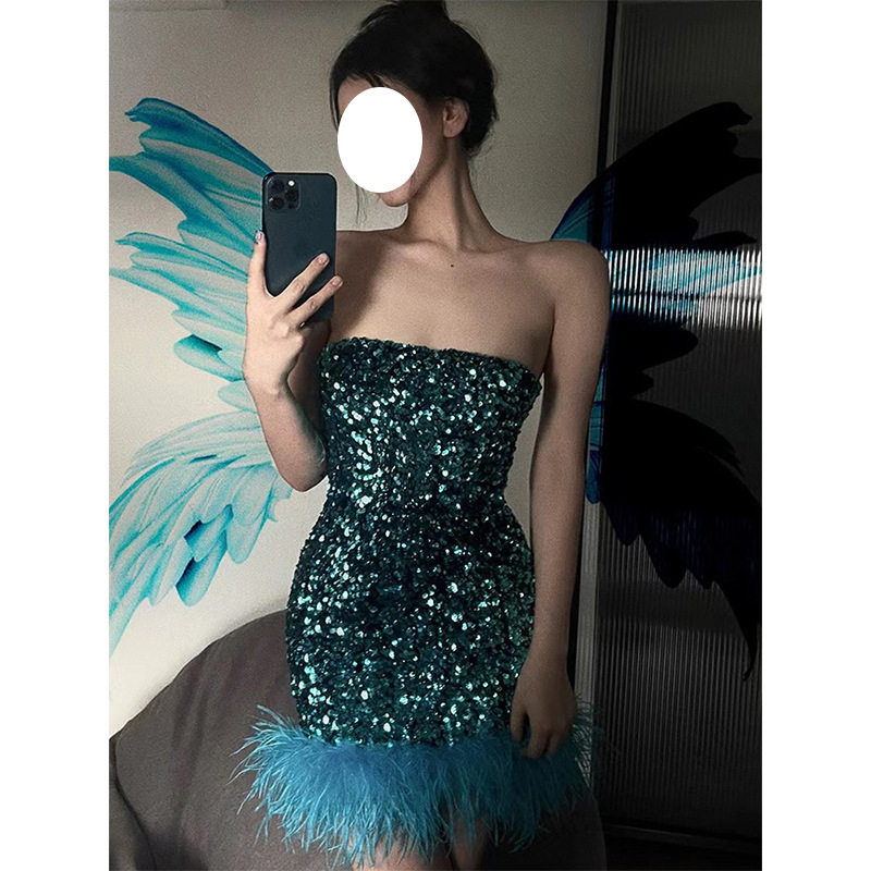 欧美性感抹胸露肩礼服轻奢小众高端级名媛气质包臀羽毛亮片连衣裙