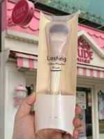 Etude Etude House Everlasting Evening Glossy Foundation Brush безопасен для кожи, не съедает пудру и нежный.