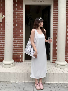 大码 背心裙 胖mm法式 微胖连衣裙春夏胖妹妹遮肉显瘦高级感U领无袖