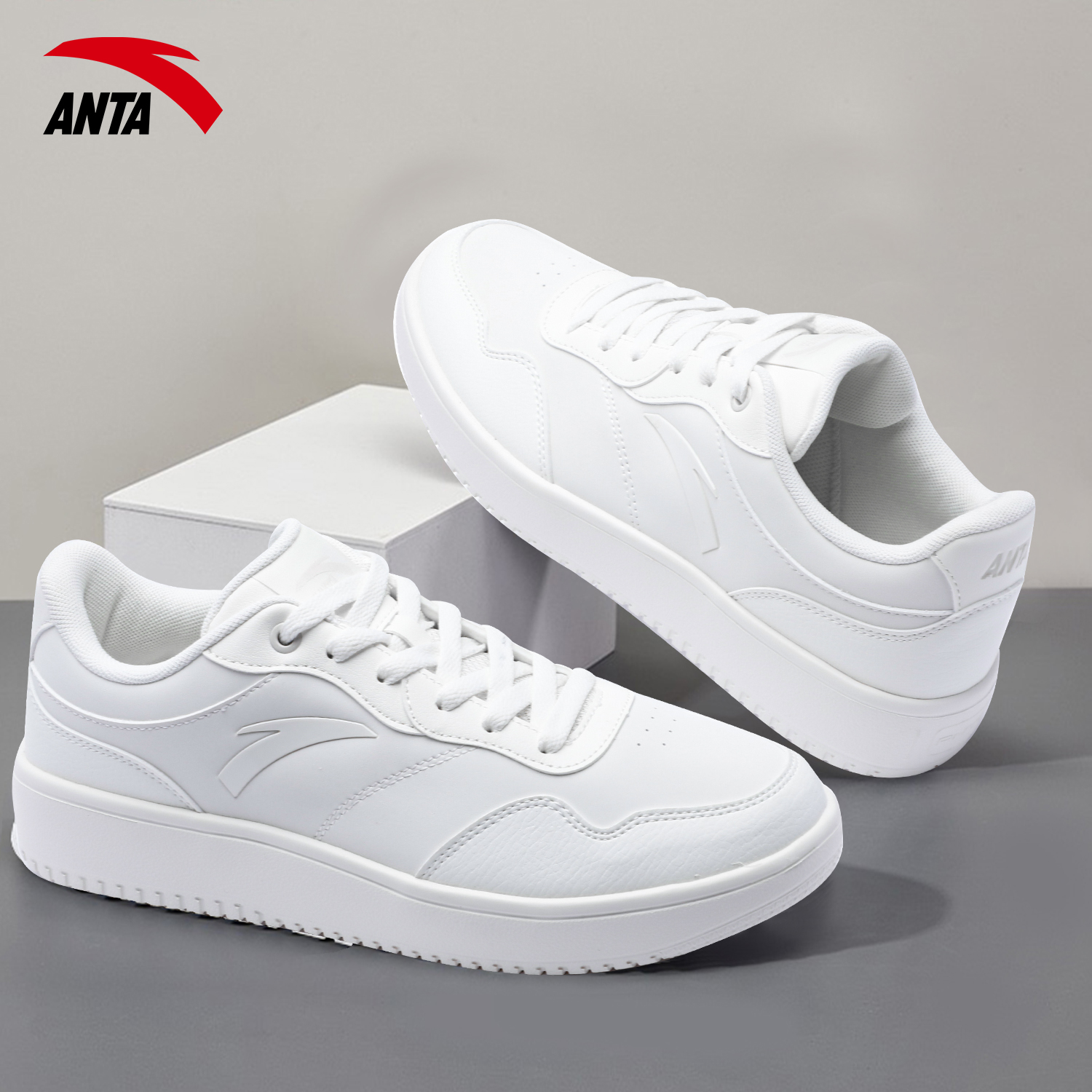 安踏厚底板鞋男鞋皮面