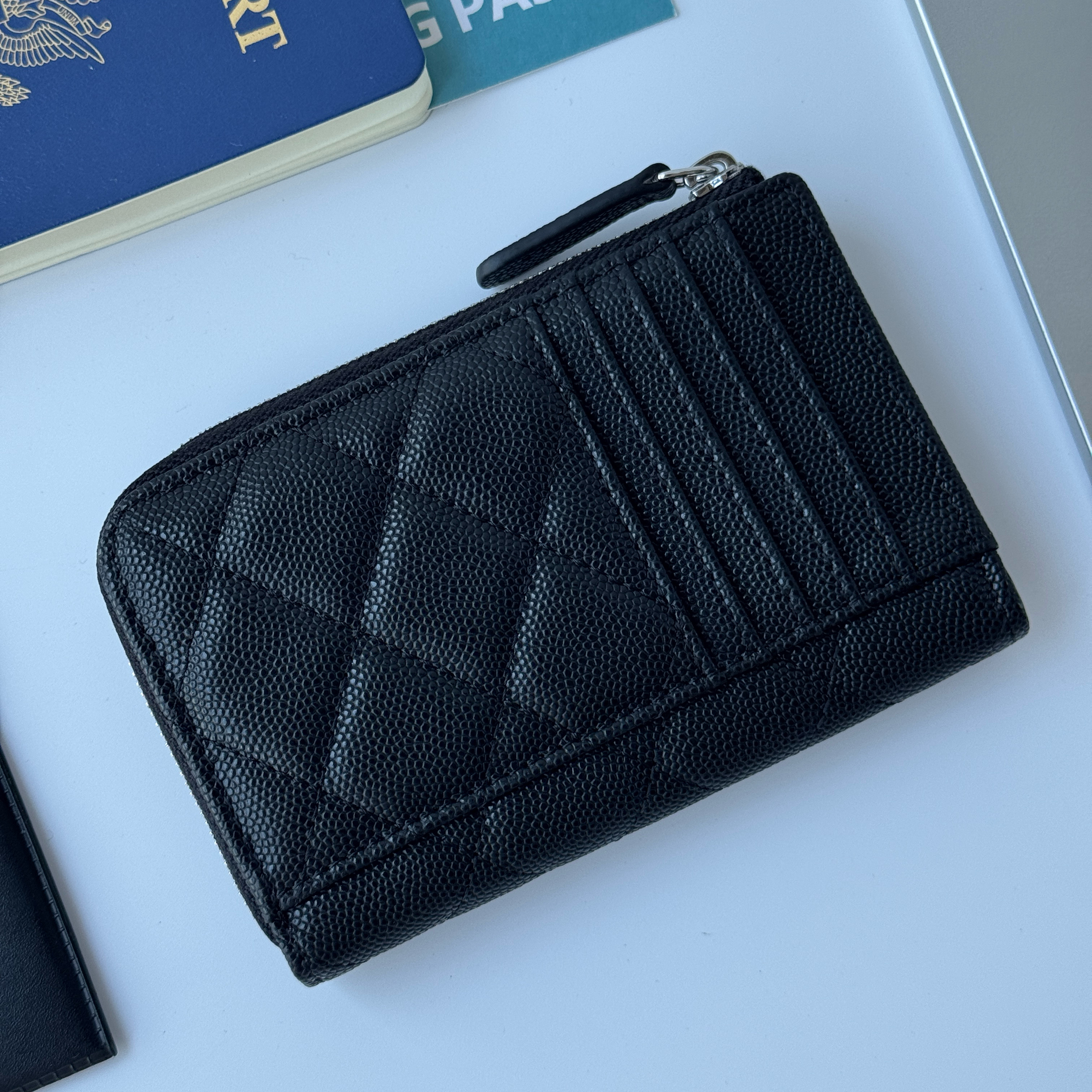 皮先生可可小姐羊皮鱼子酱牛皮菱形拉链零钱包卡包女士高级小香风