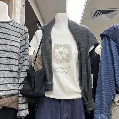 WEARELAB32187秋冬2026新款韩系休闲宽松百搭花朵底磨毛t恤女短袖