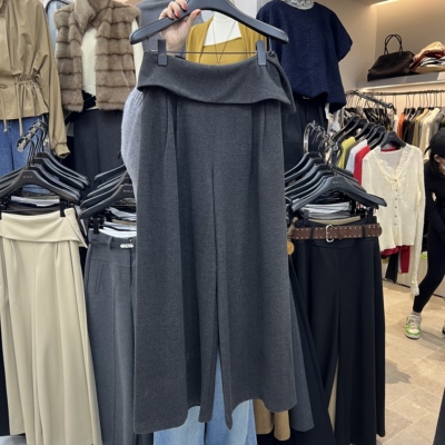 十三行MISS U2025秋冬通勤气质松弛感毛呢翻边阔腿裤休闲裤女9880