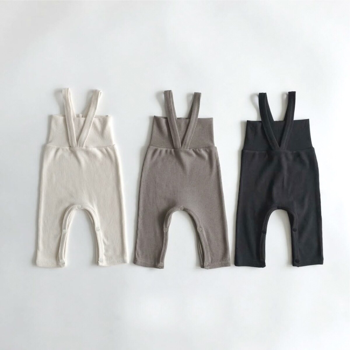 ins婴儿背带裤高腰护肚春秋薄款可爱超萌小月龄宝宝举重裤可开档