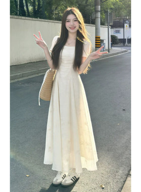 夏日绝美高级感白色连衣裙长裙