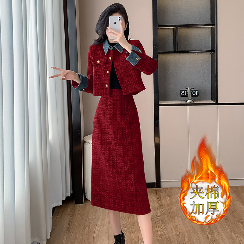巨好看高级感红色小香风两件套装