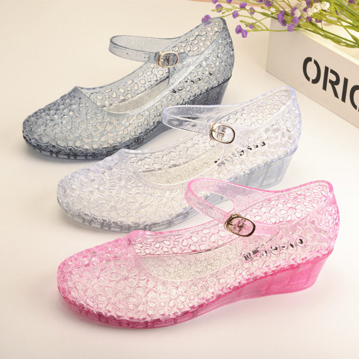 正品2019新款坡跟鳥巢洞洞沙灘鞋透明水晶涼鞋女夏镂空塑料果凍鞋在類目 女鞋, 涼鞋, 洞洞鞋中 - 來自Buy2taobao.com提供專業的淘寶代購服務