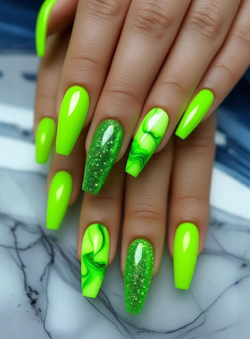跨境欧美穿戴甲绿色渐变甲片圣帕特里克节假指甲nails美甲片批发