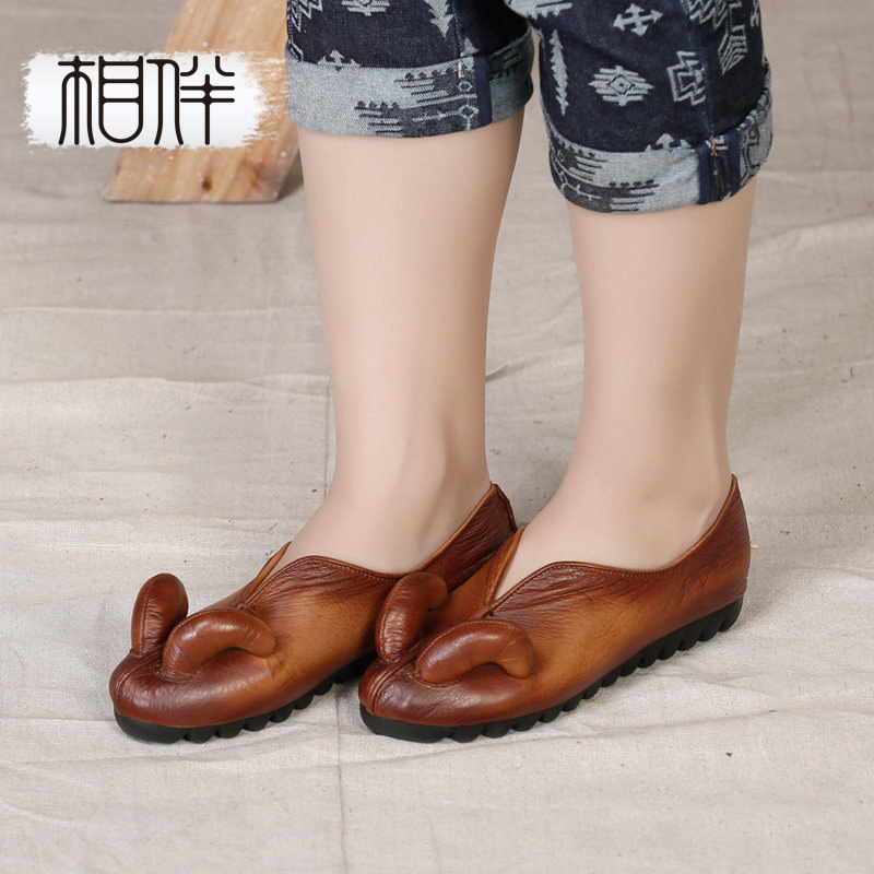相伴女鞋手工复古真皮羊角平底民族风中年妈妈鞋子舒服软底单鞋女在类目 女鞋, 低帮鞋中 - 来自Buy2taobao.com提供专业的淘宝代购服务