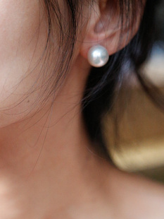 天然爱迪生珍珠耳钉 淡水平替大佬澳白级银蓝极光金属光小灯
