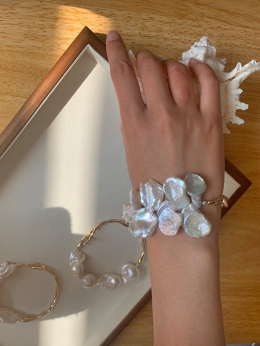 原创设计天然淡水极光银蓝 夸张大花瓣珍珠液态手镯 超大稀缺绝美