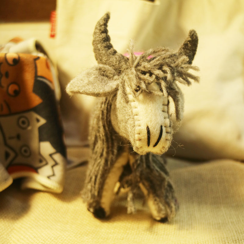 手工羊毛毡摆件治愈礼物装饰玩偶