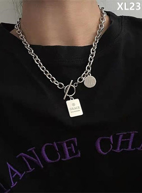 男女个性方块吊牌钛钢吊坠项链社会嘻哈LOVE GRACE字母挂件锁骨链