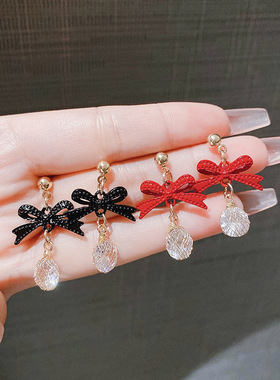 法式高级感轻奢2024新品潮小耳坠蝴蝶结耳钉夸张时尚百搭大气耳饰