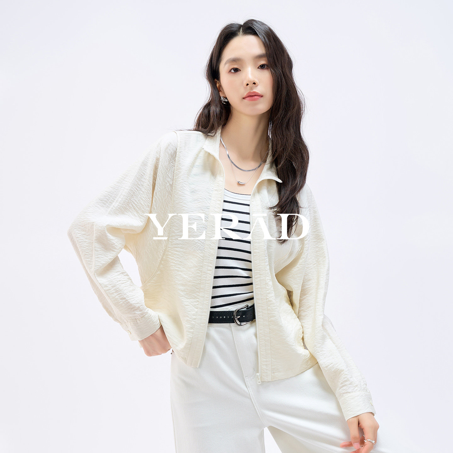 娅丽达高级桑蚕丝宽松气质米色外套女2026春夏新款小个子短款夹克