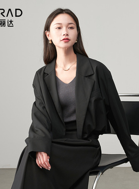 娅丽达羊毛花苞灰色西装外套女秋装新款小个子短款宽松上衣