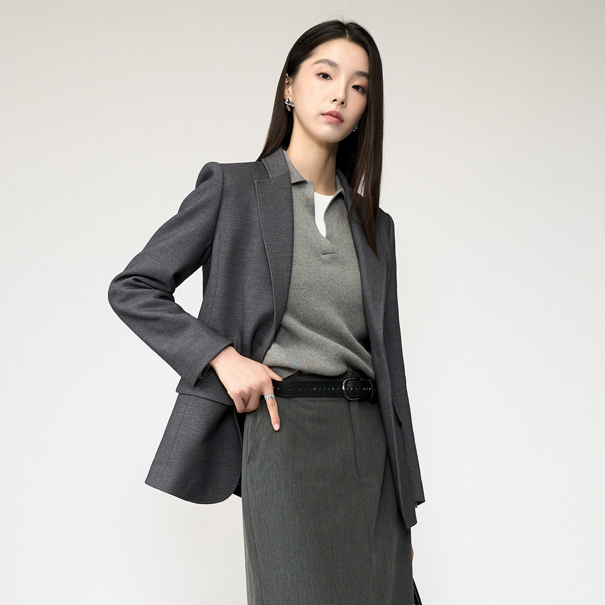 娅丽达高级感通勤羊毛西装外套女