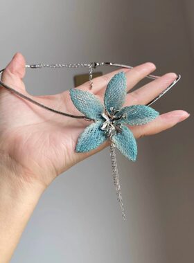 蓝色刺绣渐变花朵流苏项链女甜酷辣妹度假风锁骨链氛围感高级配饰