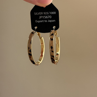 时髦豹纹圈圈耳环女欧美气质夸张耳圈秋冬高级感小众设计耳钉耳饰