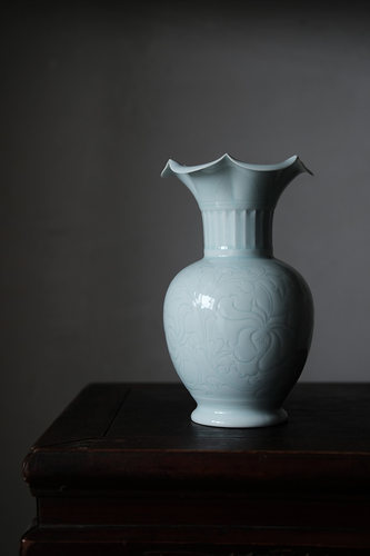 無人问津映青亦仕花内部花瓶花器