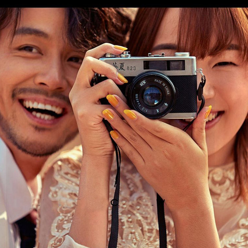 婚纱摄影道具黑白色相机模型旅拍外景文艺写真仿真复古手拿照相机