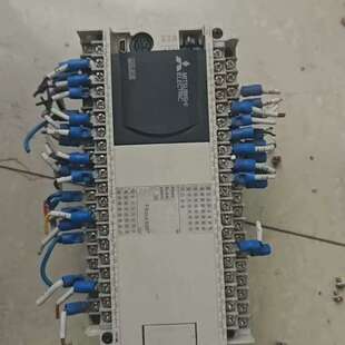 议价 PLC FX3GA-60MT-CM 实物拍 可维修