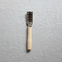 Japan's imported scale scraper