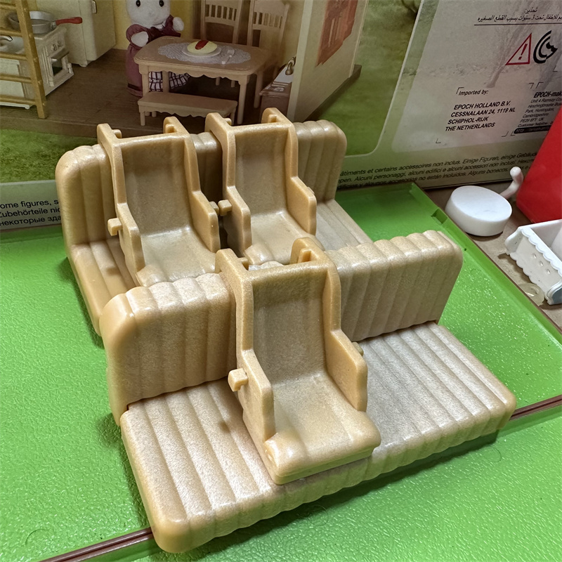 正品日本森贝尔家族过家家玩具公仔动物玩偶迷你摆件 汽车座椅