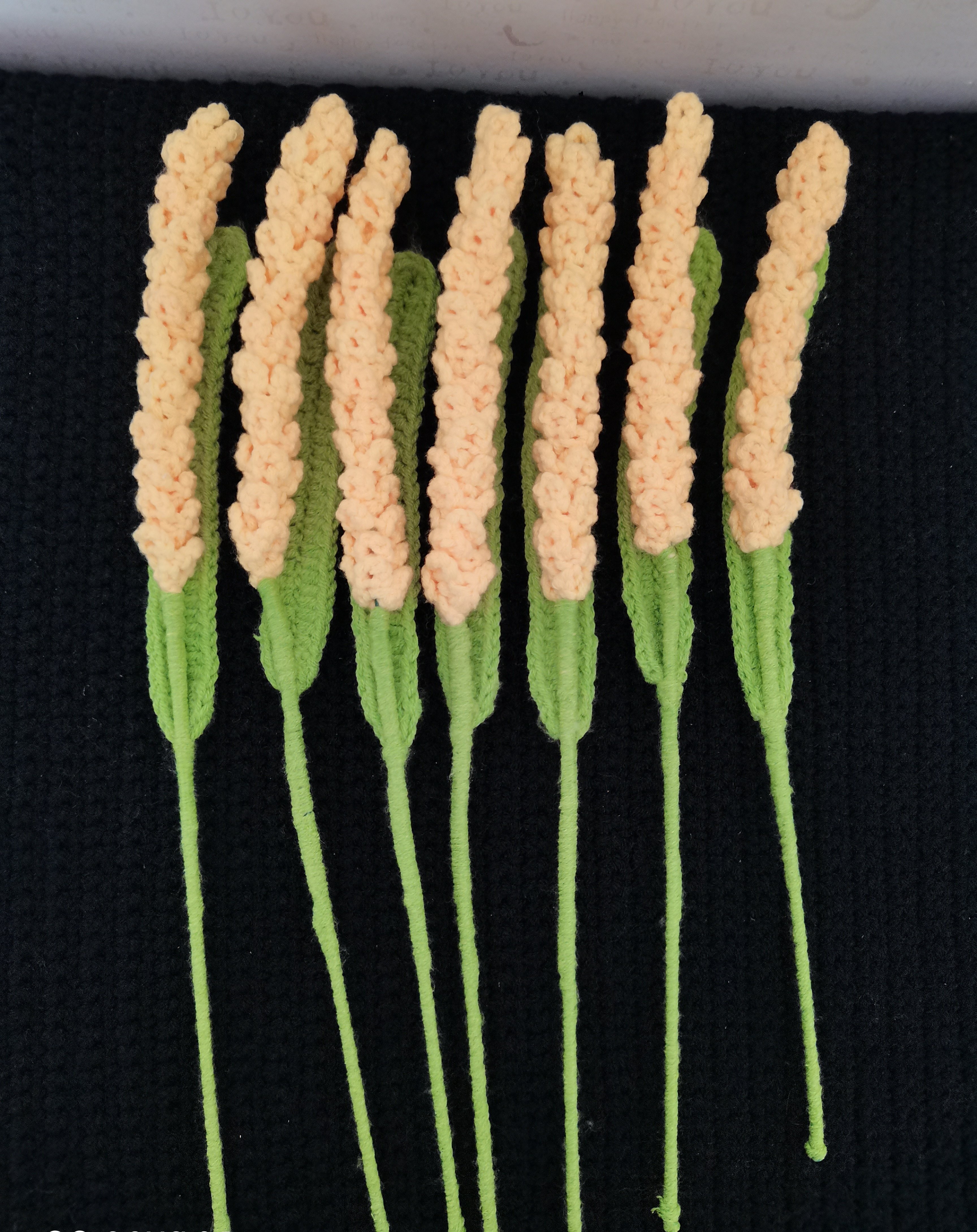 手工编织麦穗仿真花，花杆长度20cm左右，花瓶仅作装饰不销售