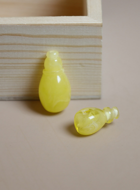 仿蜜蜡黄花蜜一体三通佛头奶嘴款