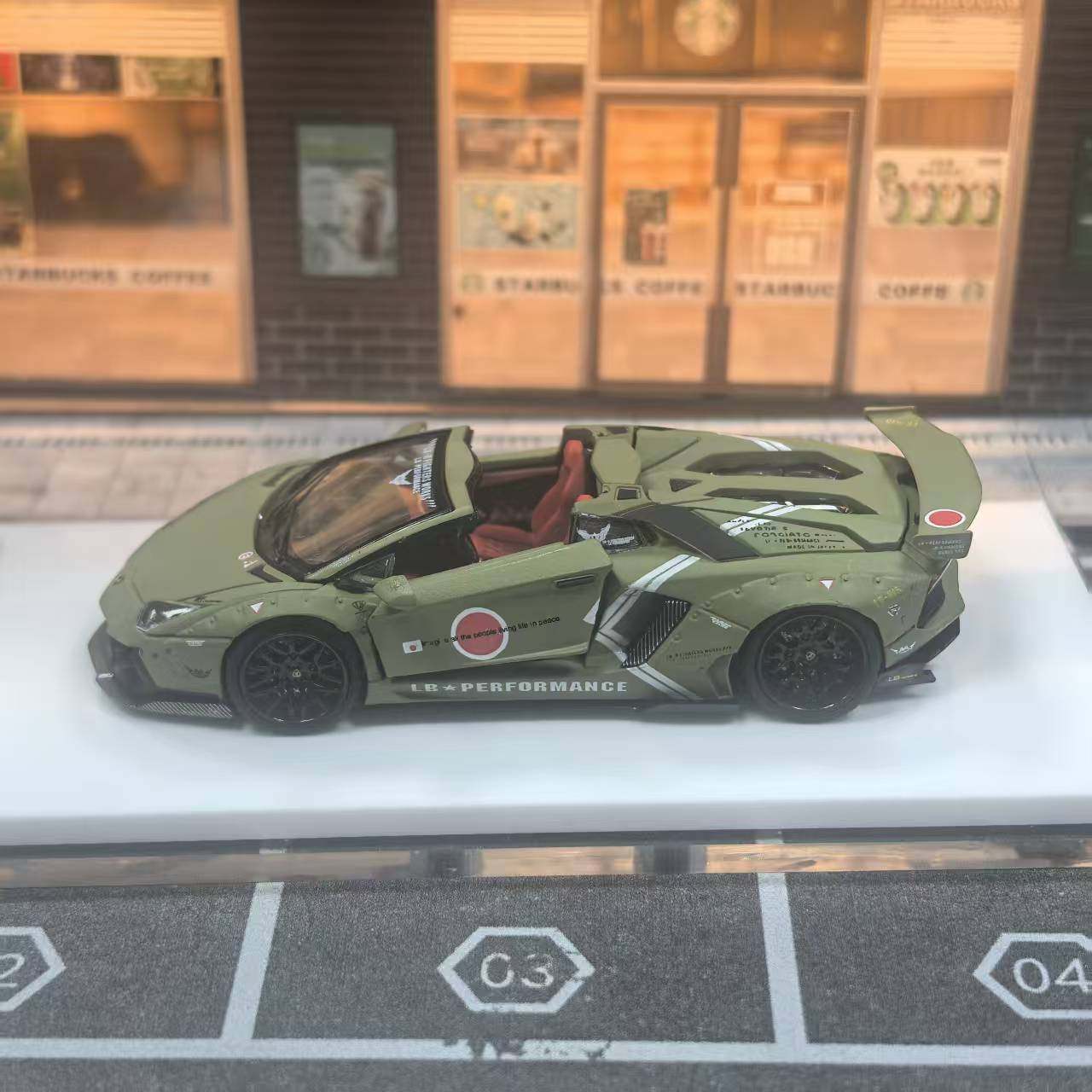 AP 1:64 LBWK 兰博基尼LP700-4敞篷 双门及后盖可开 合金汽车模型
