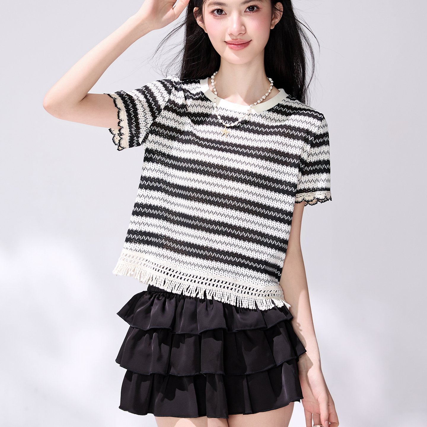 已出货2026夏季新款小个子条纹短袖上衣温柔风圆领流苏下摆T恤女