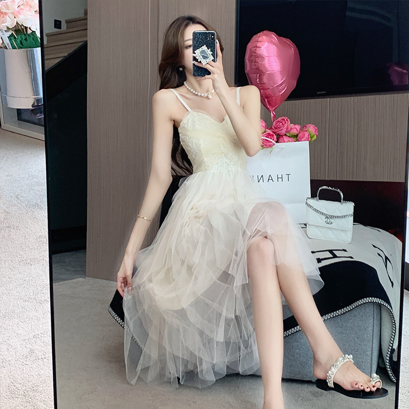 实拍小白裙轻婚纱仙女网纱日常礼服小个子性感抹胸吊带连衣裙