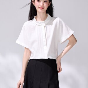 已出货夏季新款娃娃领短袖白衬衫设计感小众竖条衬衣甜美减龄上衣