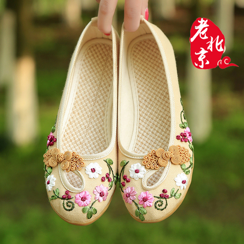 绣花鞋女汉服老北京布鞋女平底鞋妈妈款牛筋底软底古装民族风女鞋|ruв категории Женская обувь, 低帮鞋, 布鞋 - от Buy2taobao.com для оказания профессиональной услуги покупки агента Taobao