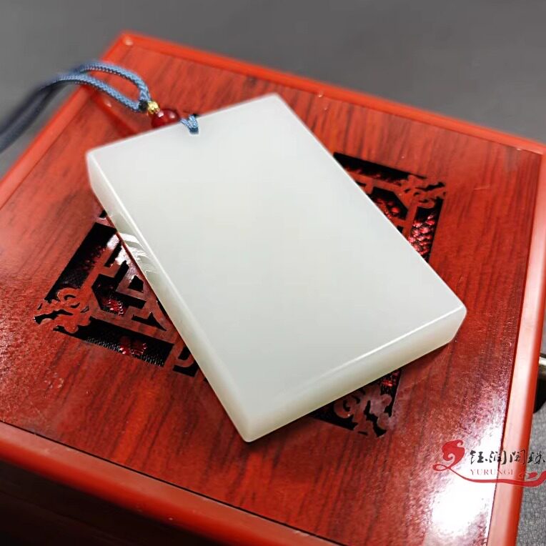 钢板料新疆羊脂玉白玉平安牌纯天然昆仑玉金丝玉无字牌子玉佩吊坠