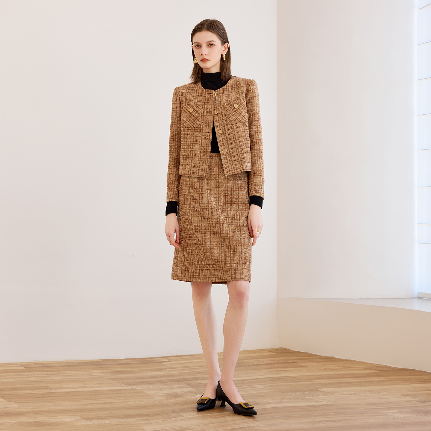 AD卡其色小香风职业套装女新款气质高级感粗花呢混纺格纹职业套裙