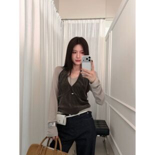 新款韩系V领挂脖显瘦百搭无袖丝绒吊带背心女极简无龄感外穿上衣