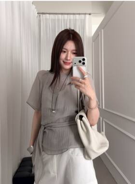 夏季新款气质百搭通勤风圆领短袖小衫+挂脖吊带背心上衣两件套女