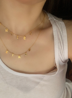 ins风~双层叠戴字母项链锁骨链